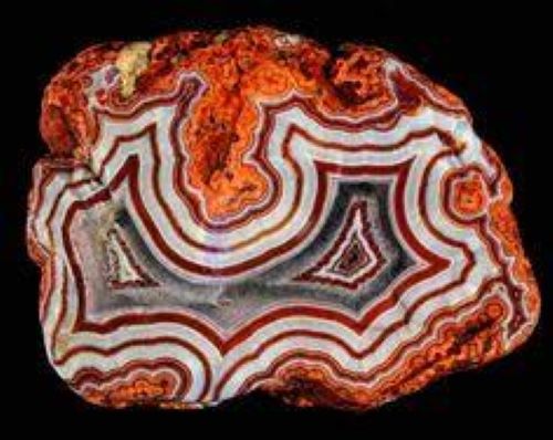 South Dakota State Gemstone: Fairburn Agate